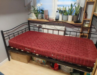Grajewo ogłoszenia: Sprzedam metalowe łóżko 90x200. Dorzucam materac jeśli ktoś...
