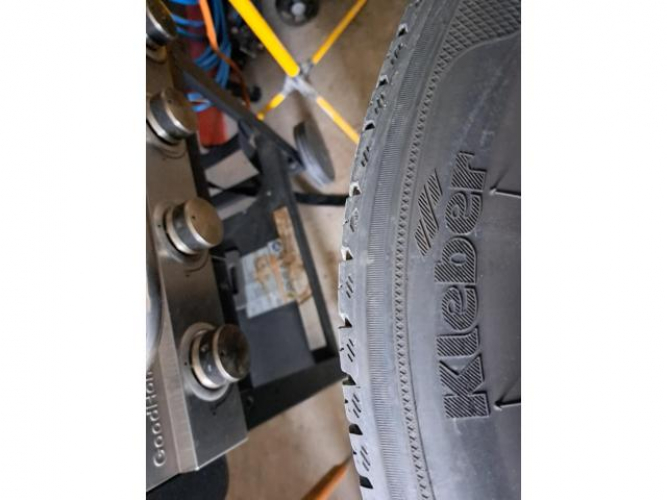 Grajewo ogłoszenia: Sprzedam komplet opon letnich Kleber 205 55 R16 używane