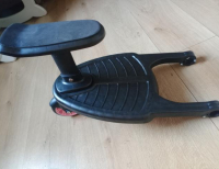 Grajewo ogłoszenia: sprzedam dostawkę do wózka 2w1 
uniwersalną.