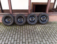 Grajewo ogłoszenia: Sprzedam 4 koła 15 .opony zimowe słabe ,felgi dobre 4*100...