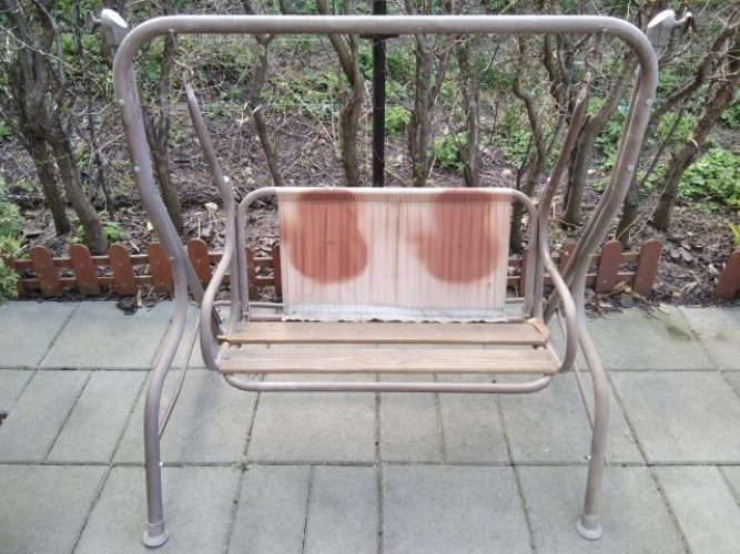 Grajewo ogłoszenia: Sprzedam huśtawkę dziecięcą.