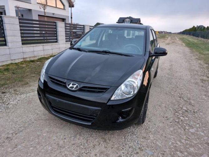 Grajewo ogłoszenia: Sprzedam Hyundai i20 1.2 benzyna,2012rok,przebieg 150tyś...