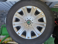Grajewo ogłoszenia: Sprzedam 4 opony z felgami i kołpakami oryginalnymi do skody opony...
