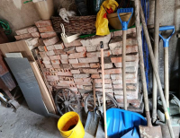 Grajewo ogłoszenia: Oddam za skrzynkę piwa i kawę ziarnistą ponad 200 szt starych...