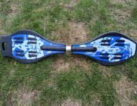 Grajewo ogłoszenia: Sprzedam deskorolkę na dwóch kółkach jazda polega nie na...