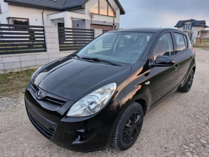 Grajewo ogłoszenia: Sprzedam Hyundai i20 1.2 benzyna,2012rok, przebieg 150tyś...