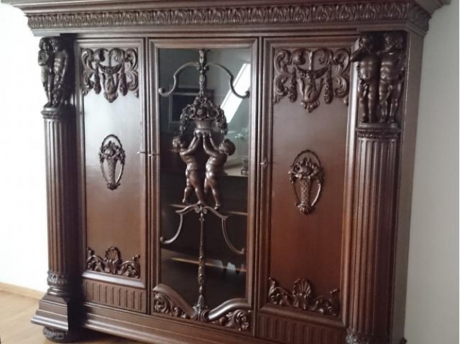 Grajewo ogłoszenia: Dębowa biblioteczka - styl barokowy

Elegancka, masywna...