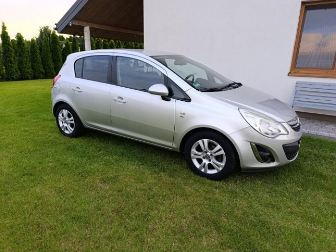 Grajewo ogłoszenia: Opel Corsa D 1,3 benzyna hatchback 2011 super stan więcej...