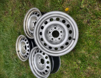 Grajewo ogłoszenia: Witam sprzedam felgi aluminiowe do BMW 7Jx15H2.