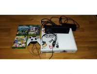 Grajewo ogłoszenia: Sprzedam:

- Xbox one  500 gb
- Kinect
- Pad + słuchawka z...