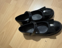 Grajewo ogłoszenia: Sprzedam buty Lasocki ,rozmiar 32