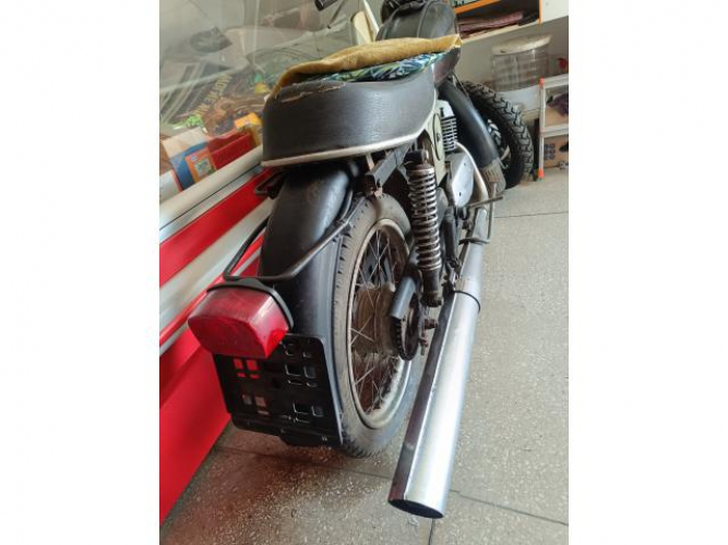 Grajewo ogłoszenia: Sprzedam WSK 175 rok 1985 z papierami lub bez Motocykl był...